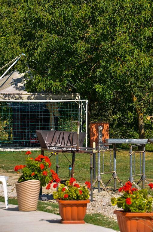 Agriturismo Cailuca ピエトラルンガ エクステリア 写真